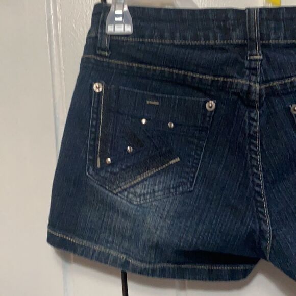 U-51 Jean Shorts Dark Wash size 5/6 - Picture 6 of 9